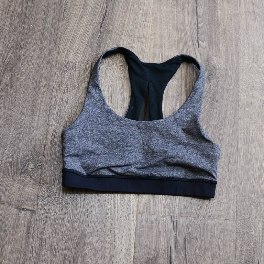 Lululemon Invigorate bra Heathered black 4